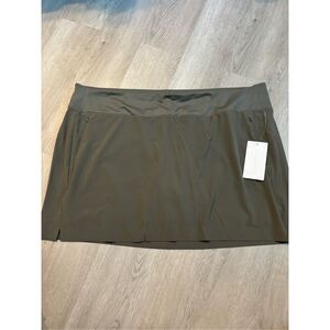 Athleta Olive Green SoHo Skort Size 26 NWT